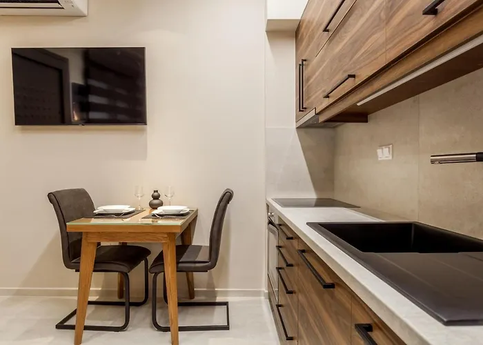Athena Apartment